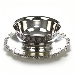 La Reine by Wallace, Silverplate Gravy Boat, Attached Tray