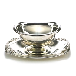 Daffodil by 1847 Rogers, Silverplate Gravy Boat, Attached Tray