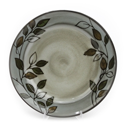 Rustic Leaves by Pfaltzgraff, Stoneware Dinner Plate