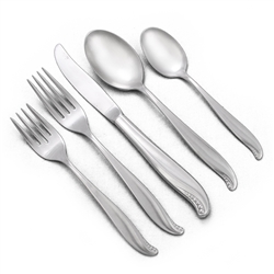 Spindrift by International, Stainless 5-PC Setting w/ Soup Spoon