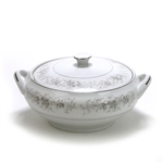 Carrousel by Camelot, China Covered Casserole Dish