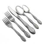 Chatelaine by Oneida, Stainless 5-PC Setting w/ Soup Spoon