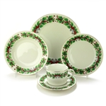 Christmas Holly by Sango, Ceramic 5-PC Set. w/ Soup