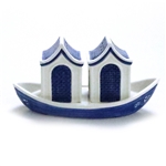Willow Blue Collectibles by Johnson Bros., Ceramic Salt & Pepper, Boat Tray
