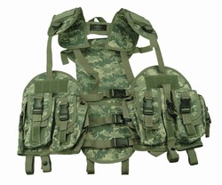 TG103A ACU Camo Tactical Vest with Hydration Pouch - 3L-INTL