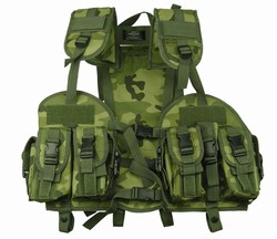 TG103C Woodland Camo Tactical Vest with Hydration Pouch - 3L-INTL