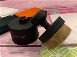 Pink & Main - Ergonomic Blender Brush