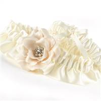 Love Blooms Garter Set