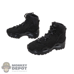 Boots: GWG Mens Lowa Z-6S Boots