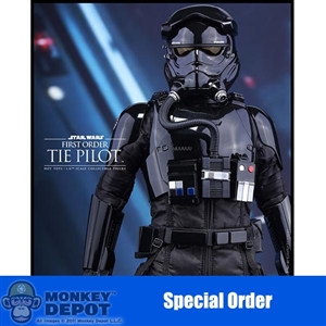 Boxed Figure: Hot Toys Star Wars - First Order TIE Pilot (902555)