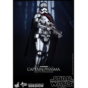 Boxed Figure: Hot Toys Star Wars - Captain Phasma (902582)