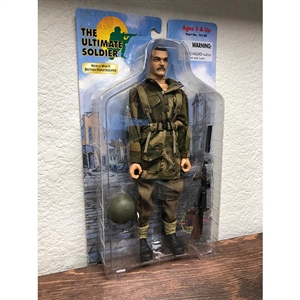 Carded Figure: 21st Century WWII British Paratrooper (70120)