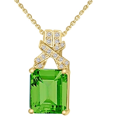 Solid gold pendant-emerald cut & twist round stone