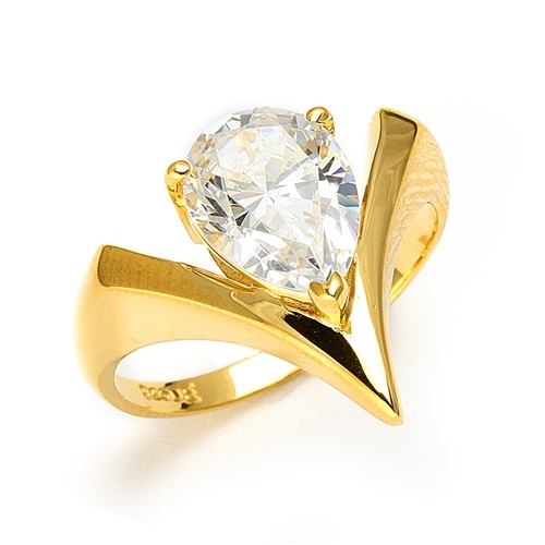 Diamond Essence ring with Pear cut stone. 2.0  Cts. T.W. set in 14K Solid Yellow Gold.
