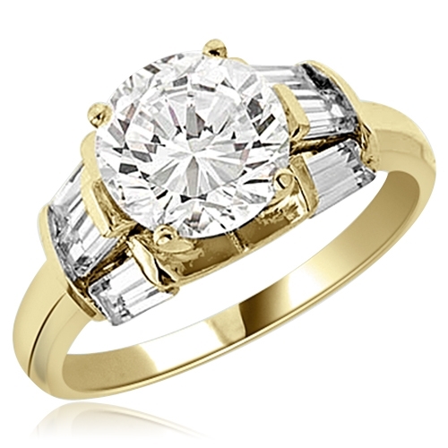 Artistic ring with raised prongs in Yellow gold