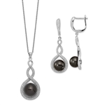 Diamond Essence  Pearl Set with Round Brilliant Melee, 2 Cts.t.w. set in Platinum Plated Sterling Silver.