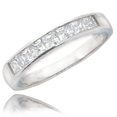 0.70 ct elegant band princess cut diamond ring in silver