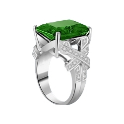11-carat Diamond Essence Silver emerald ring