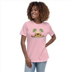 Christmas in Hawaii - Happy Huladays / Mele Kalikimaka Women's Relaxed Fit / Semi Fitted T-Shirt