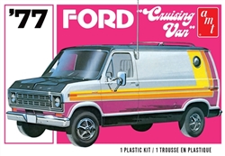AMT 1/25 1977 Ford Cruising Van Plastic Model Kit