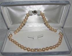 Freshwater Cultured Pearl Necklace Grade AAA 8.5mm to 9.5mm PINK - 17.5 inch