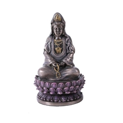 Statue Kuan Yin resin, 3.4 inch. Hand painted