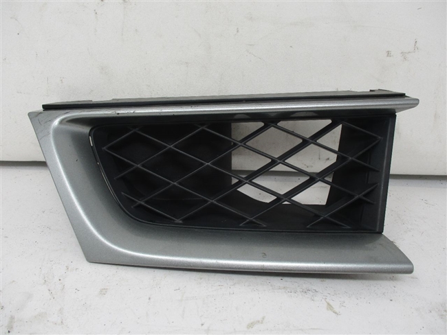 2006 to 2007 Impreza WRX STI RH Passenger Grille Piece Steel Gray 91121FE240