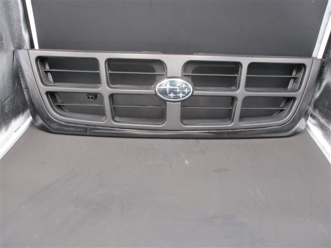 1998 to 2000 Subaru Forester Front Grille 91065FC010QA