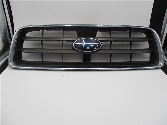 2003 to 2005 Subaru Forester Front Grille 91121SA030