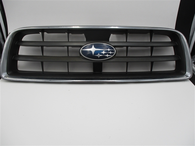 2003 to 2005 Subaru Forester Front Grille 91121SA030