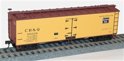 Accurail 4903 HO Early 40' Wood Reefer Kit Chicago Burlington & Quincy #35026 Yellow Boxcar Red