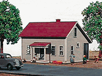 American Model Builders 139 HO 1.5-Story House w/ Porch 139 Maple Street Kit