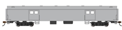 Bachmann 14405 HO 72' Smooth-Side Baggage Painted Unlettered Aluminum