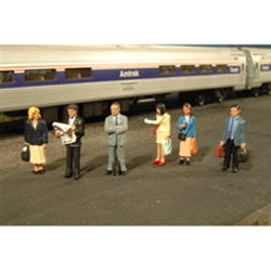 Bachmann 33110 HO Standing Passengers SceneScapes Pkg 6