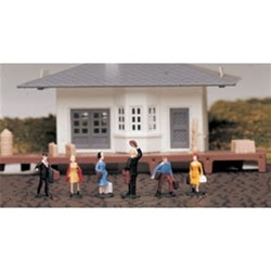 Bachmann 42330 HO Figures Passengers Waiting Pkg 6