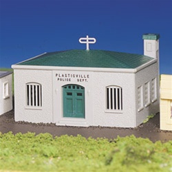 Bachmann 45145 HO Plasticville Kit Police Station