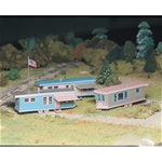 Bachmann 45612 O Plasticville U.S.A. Classic Kits Trailer Park Three Trailers & Flag Pole w/Flag