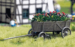 Busch 1228 HO Wooden Cart w/Flowers Kit