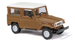 Busch 43035 HO 1960 Toyota Land Cruiser J4 Hardtop SUV with Roof Rack Assembled