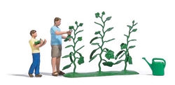 Busch 7877 HO Cucumber Harvest Action Set 2 Figures 3 Cucumber Plants Watering Can