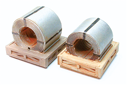 Chooch 7272 Medium Single Palleted Coils Load For HO & O = Includes 2, 1" Diameter Coils & 2, .8" Diameter Coils