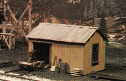 Durango Press 32 HO Handcar Shed w/Car Kit 2 x 3"