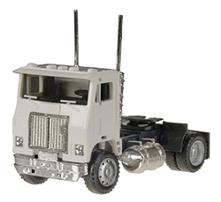 Herpa 15236 HO American Trucks Tractor Only White Road Commander Cabover w/Single Rear Axle Unpainted
