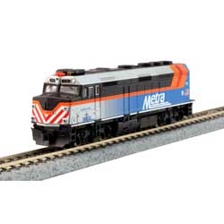 Kato 106-0037 N Commuter Train Set Metra F40PH 2018 Scheme 3 Bi-Level Cars Track Oval Power Pack