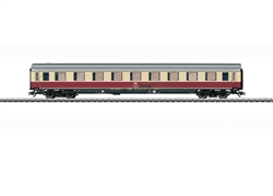 Marklin 43845 HO Type Avumz 111 1st Class Coach 3-Rail German Federal Railroad DB Era IV 1973