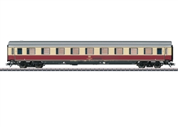 Marklin 43863 HO Type Avumz 111 1st Class Compartment 3-Rail German Federal Railroad DB 2 Era IV 1973