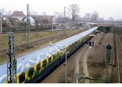 Marklin 87300 Z Touristikzug 5-Car Set German Railroad DB AG Era V 1996 Green
