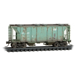 Micro-Trains 095 44 100 N PS-2 2-Bay Covered Hopper Penn Central #74216 Weathered