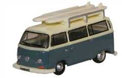 Oxford NVW003 N 1960s Volkswagen Passenger Van w/Surfboard Roof Rack Fjord Arcona