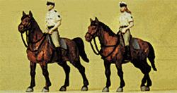 Preiser 10389 HO Police Mounted On Horseback German Officers in Summer Uniform